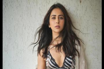 'Runway 34' re-establishes Rakul Preet's pan-Indian appeal