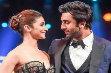 Ranbir-Alia wedding: ItÃ¢ÂÂs official, Ranbir and Alia are now man and the wife