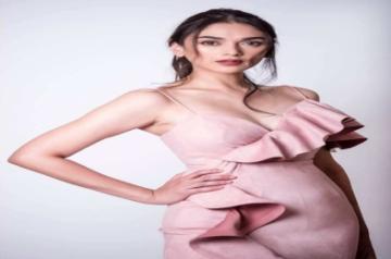 Aditi Rao Hydari set for red carpet debut at Cannes.
