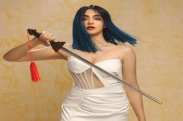 Adah Sharma takes rigorous sword fighting lessons for her next