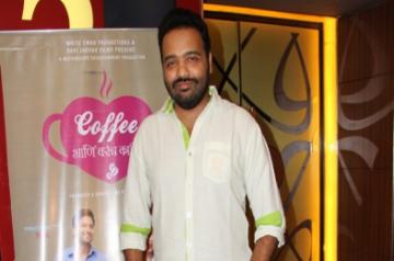 Nikhil Mahajan during the premiere of Marathi film, 'Coffee ANi Barach Kahi', in Mumbai 