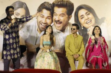 'Jugjugg Jeeyo' rakes in Rs 9.28 crore on opening day