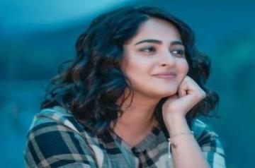 Grateful to my guru Bharat Thakur for his grace, guidance, says actress Anushka Shetty on International Yoga Day