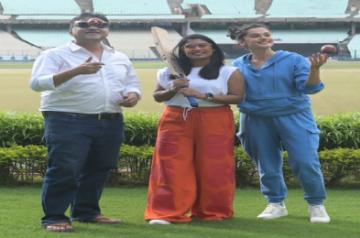 Taapsee Pannu visits Eden Gardens stadium with Mithali Raj and 'Shabaash Mithu' director
