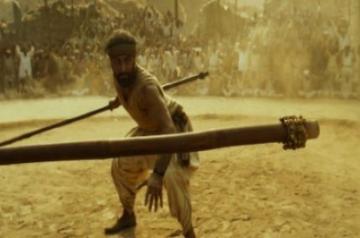 Ranbir pulls off Kalaripayattu inspired fight sequence in 'Shamshera'