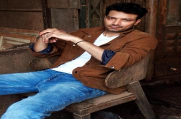Delhi Crime actor Akash Dahiya.