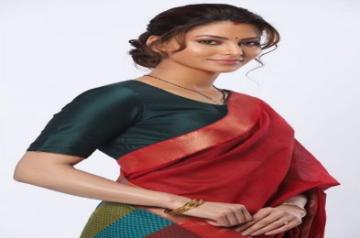 Netizens ask Urvashi to leave Rishabh Pant alone as she wears sindoor, mangalsutra.