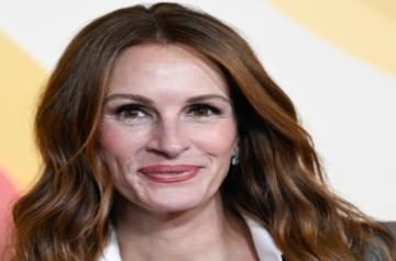 Julia Roberts: Martin Luther King Jr and his wife paid hospital bill for my birth