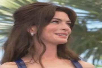 Anne Hathaway (solo) for Anne Hathaway enjoys beautiful Cannes morning after 'Armageddon Time' rapturous premiere
