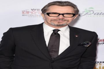 Gary Oldman(twitter)