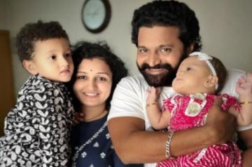 Kannada superstars celebrate Sankranti, call on fans to share the joy