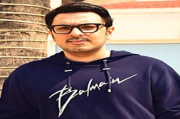 Dinesh Vijan(twitter)