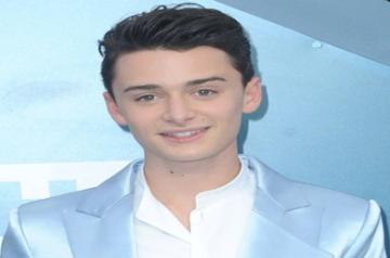 'Stranger Things' star Noah Schnapp comes out as gay