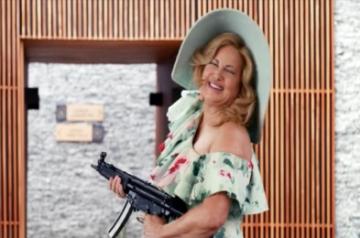 'Shotgun Wedding' script left Jennifer Coolidge laughing 'really hard'