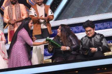 'Indian Idol 13' contestant impresses Rema Lahiri with her performance.