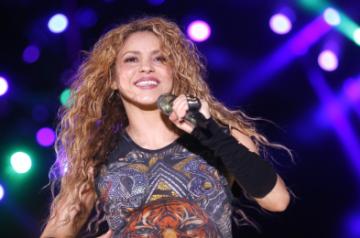 Shakira is 3 weeks away from moving to Miami with sons