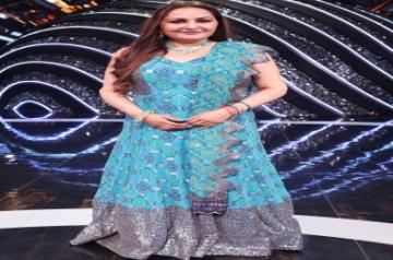 Jaya Prada remembers shooting for 'Parbat Ke Us Paar'.