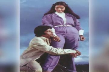 Zeenat Aman on working with Big B: We were both punctilious and punctual