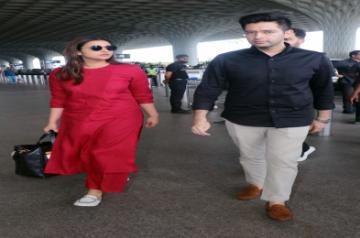 Parineeti's apartment lights up ahead of our engagement with Raghav Chadha