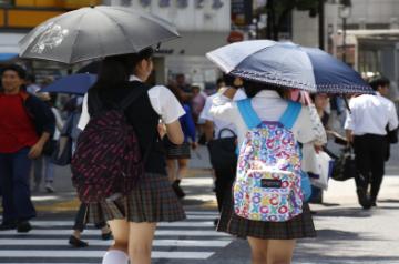 Temperatures spike across Japan, citizens urged to take precautions
