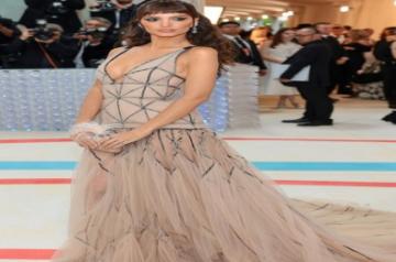 Emily Ratajkowski.(PHOTO CREDIT: Instagram)