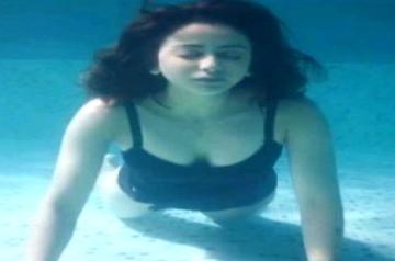 Rakul Preet Singh stayed in water for 14 hrs for 'I Love You' scene.