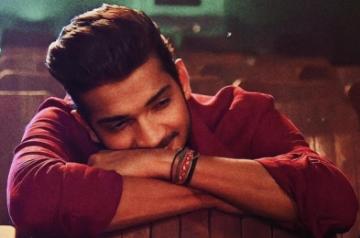 Comedian and singer Munawar.